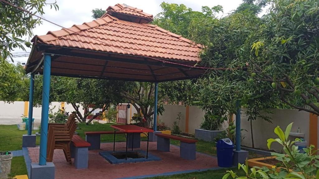 Two Bedroom Flat Non Ac Varun Vihar Near Horsley Hills Kurabala Kota Exteriör bild